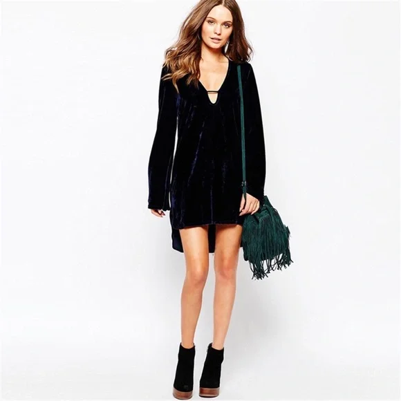 blue velvet tunic dress BlueVelvet Button Up Chambray Tunic Dress in Denim M main image 0